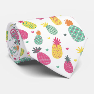 Corbata Piña Tropical y Patrón de Corazón