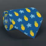 Corbata Piñas y azul Floral Trópico Azul<br><div class="desc">Frutos tropicales y estampado azul floral.</div>