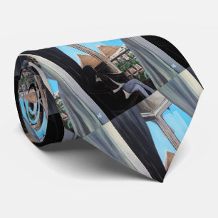 Corbata Pintura del Hotel Pyramisa de Alfred Fox