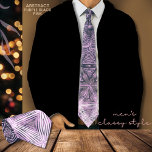 Corbata Púrpura Negro Patrón de Cuello<br><div class="desc">Echa un vistazo a esta hermosa corbata hecha con un patrón estrella morado,  negro y blanco. Este patrón de gradiente hace una interesante corbata de moda y podría ser un gran regalo para él.</div>