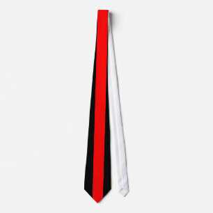 Corbata Raya vertical roja en negro