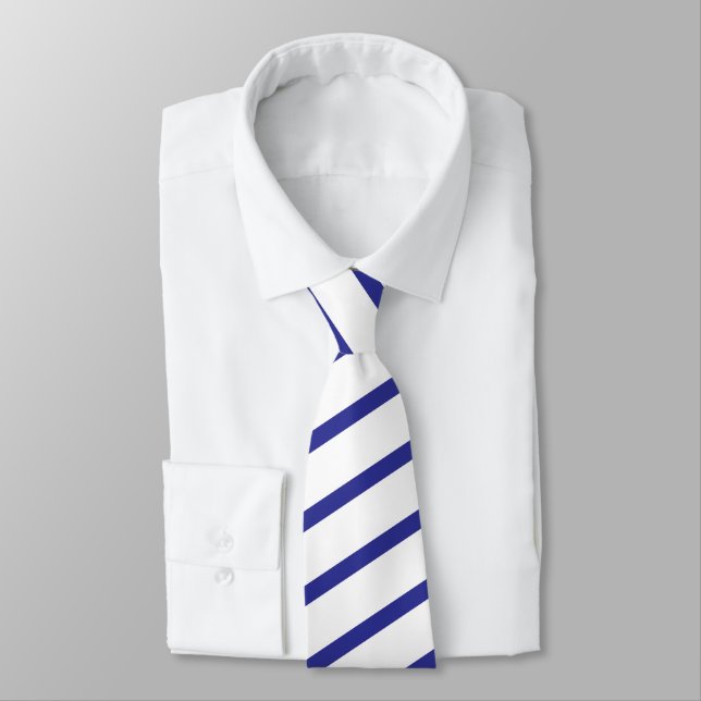 Corbata Rayas Azules Sobre Blanco (Atado)