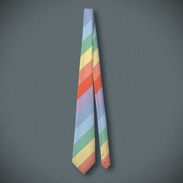 Corbata Rayas diagonales del arcoiris pasteles (Pastel Rainbow Diagonal Stripes Neck Tie)