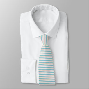 Corbata Rayas geométricas limpias sobre fondo blanco