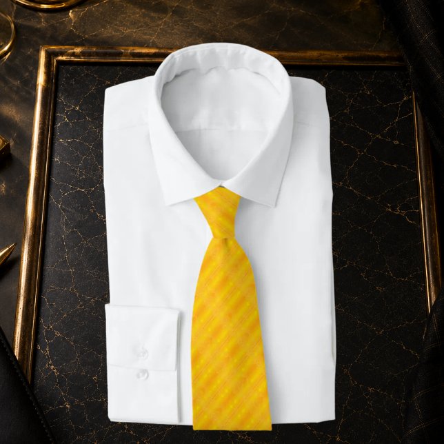 Corbata Redoutable – Serpiente Solar (Subido por el creador)