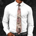 Corbata Romantic Steampunk | Ephemera de época antigua<br><div class="desc">Grunge de los 90, ¡Todos Crecen! Femenina y sofisticada era victoriana, chic y chic steampunk sin costuras, con engranajes distópicos del engranaje cognoscitivo, bicicleta, cráneo, búho, telescopio y más sobre un suave y romántico fondo rosa rosa milenario. Este diseño abstracto inspirado de los años 90 presenta una paleta magnífica que...</div>