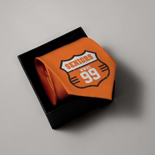 Corbata Rótulo de carretera de personas mayores con proble (Subido por el creador)