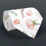Corbata Rubefacción Verano Floral Acuarela Flores Aguas Cu<br><div class="desc">Con flores de pijama blanquecinas y un frondoso follaje botánico verde. Los cálidos tonos suaves de verduras y pasteles vuelven a aparecer en verano, como demuestra esta paleta etérea. El sauce verde, el celadón suave, el melocotón amarillo cálido y coralino y la delicada púrpura lila juntos crean una combinación tranquila...</div>