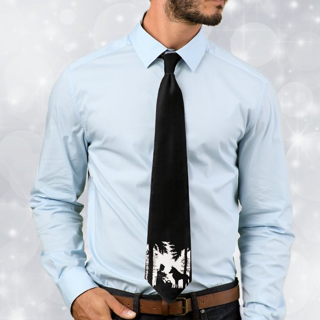 Corbata Silueta negra Red Riding Hood Wolf Woods (Little red riding hood in woods with wolf in silhouette form on black and white neck tie.)