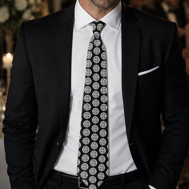 Corbata Símbolo de círculo de nudo celta blanco y negro (Subido por el creador)