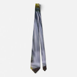 Corbata Tie centrado en cascada
