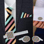 Corbata Tira multicolor<br><div class="desc">Corbata múltiple de cuello a rayas.</div>