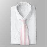 Corbata Tiras rosadas Pastel Colores Sólidos Vacuna de Ver<br><div class="desc">Amable primavera luminosa color rayado rosa pastel. Minimalista, sencillo y moderno estilo moda de moda, con una estética pastel de delicado color rosa sólido. Decoración casera rosa pastel, decoración estética rosa pastel, cocina rosa pastel, color rosa pastel. Corbata de cuello de verano de primavera púrpura pastel. Clásico patrón de rayas...</div>