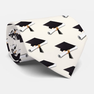 Corbata Toga y diploma de graduación