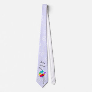 Corbata Un ramo de globos de papel en forma de corazón