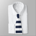 Corbata Verano de vacaciones de franjas de color azul de l<br><div class="desc">Patrón clásico de franjas color azul marino,  diseño de moda de verano de los veleros marinos de la playa o de los rayos del sol. La armada le quitó la corbata.</div>