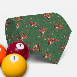 Corbata Vintage Billiard Balls Mesa de billar Tema<br><div class="desc">Esta corbata estampada es perfecta para los jugadores de billar. Seguramente apreciarán este artículo que presenta mis ilustraciones de estilo realista de bolas de billar añejos contra un fondo verde.</div>