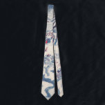Corbata Vintage Christmas, Snowscape con Winter Village<br><div class="desc">¡Ya está disponible! ¡Corbatas impresas de doble cara! ¡Dos veces más agradable! Ilustracion Vintage Victorian Era Feliz Navidad navideña diseño de temporada de invierno con un pueblo nevado. Un río helado recorre el bosque, los árboles están cubiertos de nieve y el hielo y las montañas están a lo lejos. ¡Felices...</div>