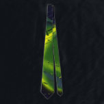 Corbata Vintage Science Ficción Green Planet w Spaceship<br><div class="desc">Planetas de ciencia ficción de ilustracion de época futurista e imagen del espacio exterior. Una nave espacial que vuela alrededor de la atmósfera de un planeta verde neón con muchos asteroides y estrellas en el cielo en el futuro. Un clásico diseño de historietas de ciencia ficción de los años 50....</div>