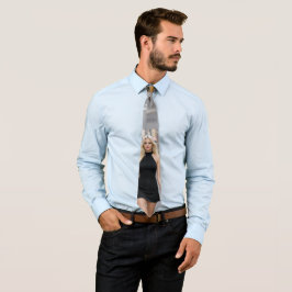 Corbata Woman in black