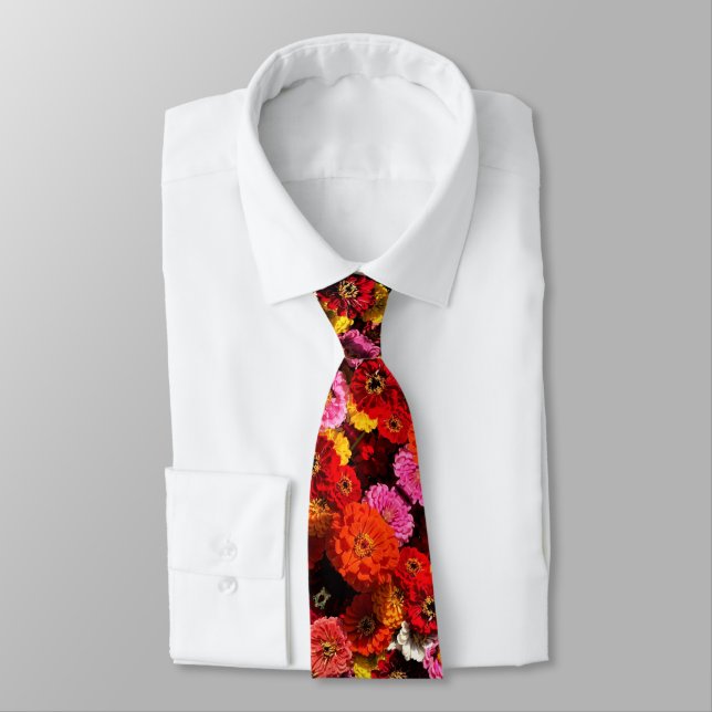 Corbata Zinnias brillantes de los lazos masculinos (Atado)