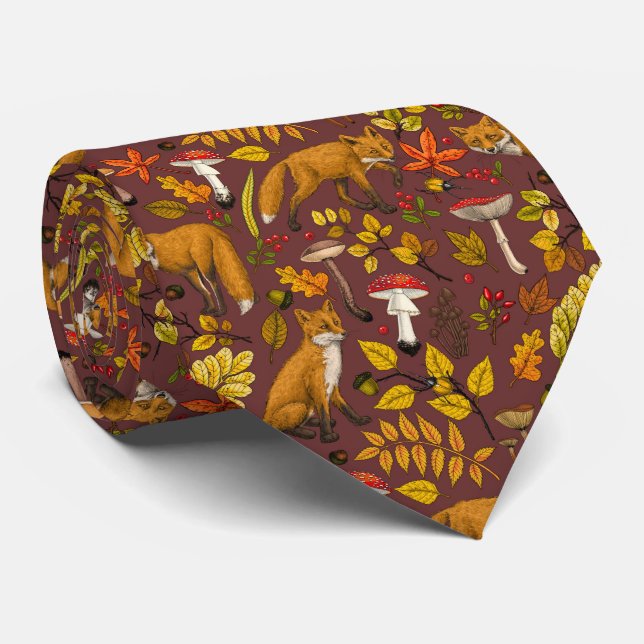 Corbata zorros otoñales sobre marrón chocolate (Enrollado)