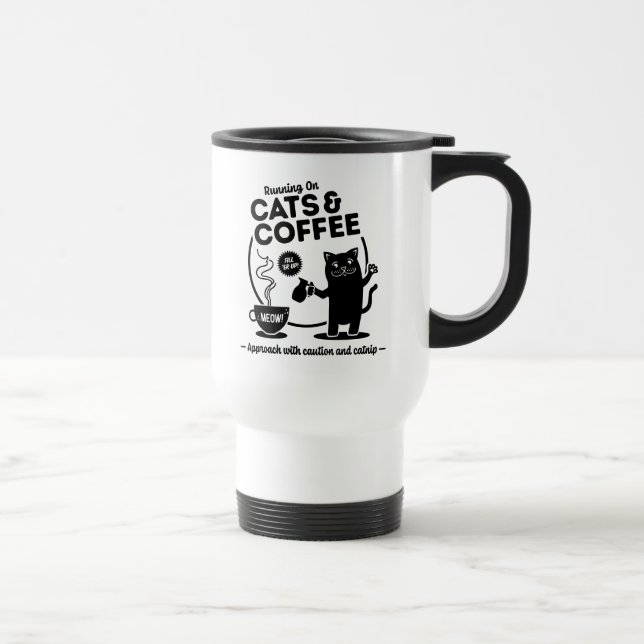 Corriendo en la taza de viajes de gatos y café (Derecha)