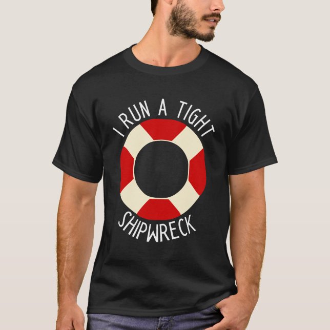 Corro una camiseta ajustada de naufragio (Anverso)