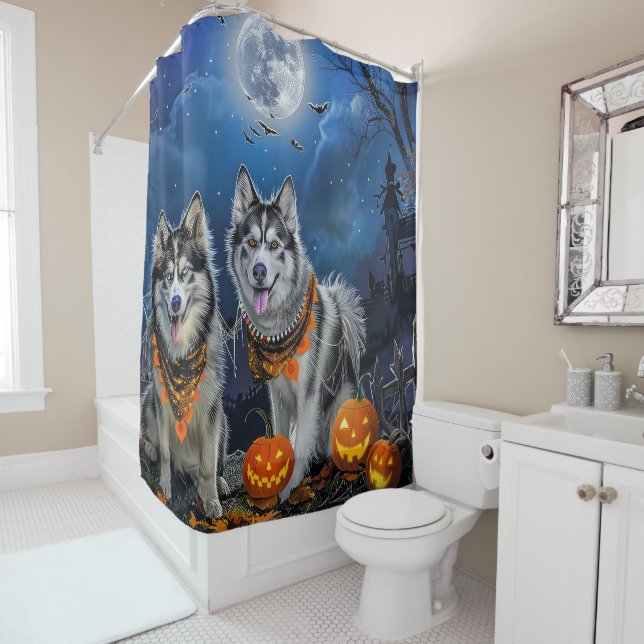 Cortina De Ducha Alaskan Malamute Halloween Spooky (In situ)