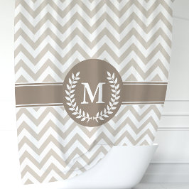 Cortina De Ducha Beige y Mocha Chevron Monogramado Inicial