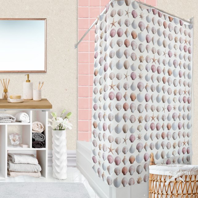 Cortina De Ducha Casas marinas de bonito Patentadas (A stylish shower curtain with a pattern of white and pink seashells, for a summery nautical look)