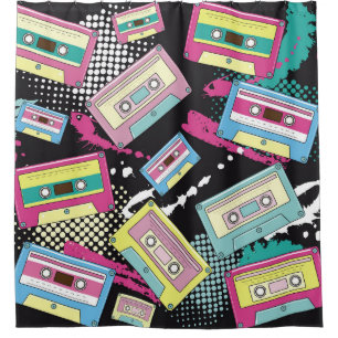 Cortina De Ducha Casetes multicolor sobre una costura de fondo negr