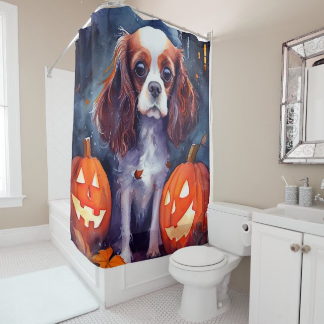 Cortina De Ducha Cavalier de Halloween King Charles Spaniel (In situ)