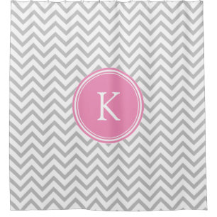 Cortina De Ducha Chevron rosado y gris raya con monograma