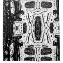 Criatura Surrealista en Blanco y Negro con Lineart