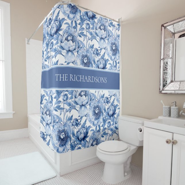 Cortina De Ducha Custom Blue and White Chinoiserie Floral Pattern (In situ)
