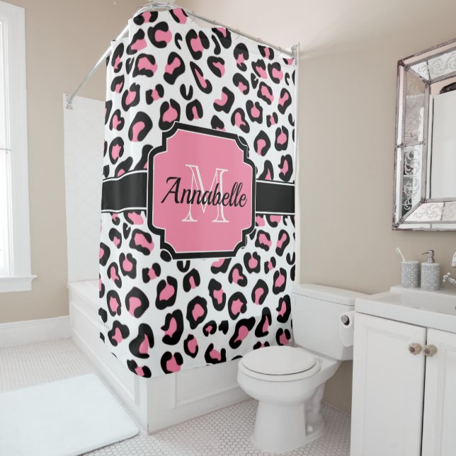 Cortina De Ducha Estampado leopardo rosado (In situ)