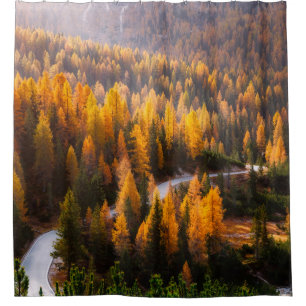 Cortina De Ducha Excelentes vistas a la sinuosa carretera. Dramátic