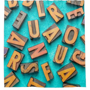 Cortina De Ducha fondo de sobrecarga de letras aleatorias - letra v