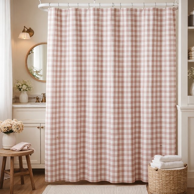 Cortina De Ducha Gingham rosa y blanco  (A shower curtain with a pink and white gingham pattern.)