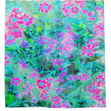 Hermosas flores de jardín magenta y azul real