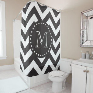 Cortina De Ducha Monograma blanco y negro de Chevron del zigzag