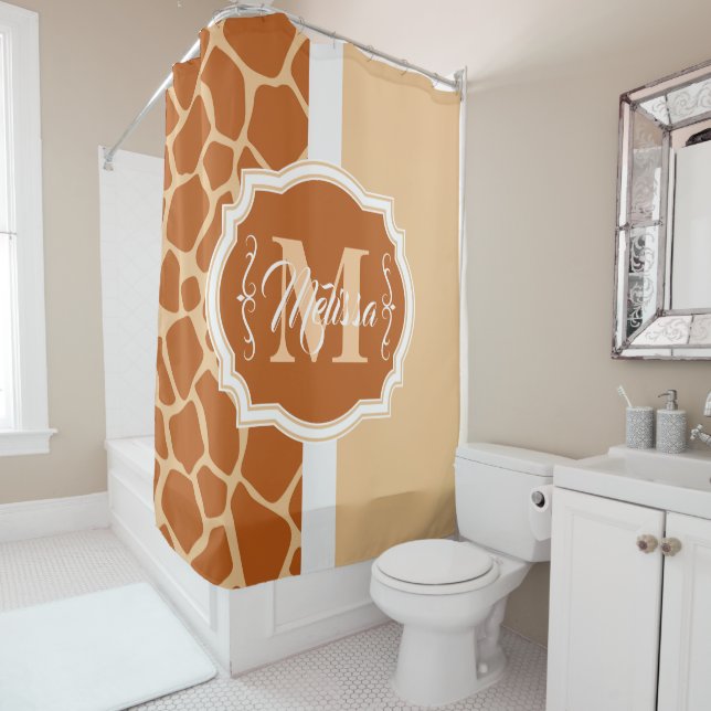 Cortina De Ducha Monograma de impresión de jirafa (In situ)