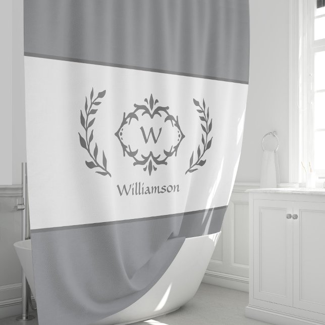Cortina De Ducha Nombre monogramado personalizado Gris y blanco ini (Personalized Monogrammed Name Initial Gray & White Shower Curtain)