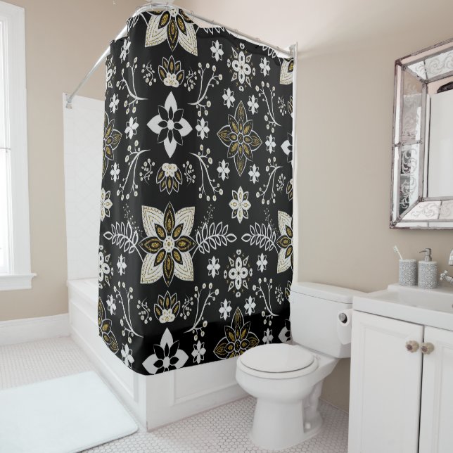 Cortina De Ducha Ornate black and white floral pattern  (In situ)