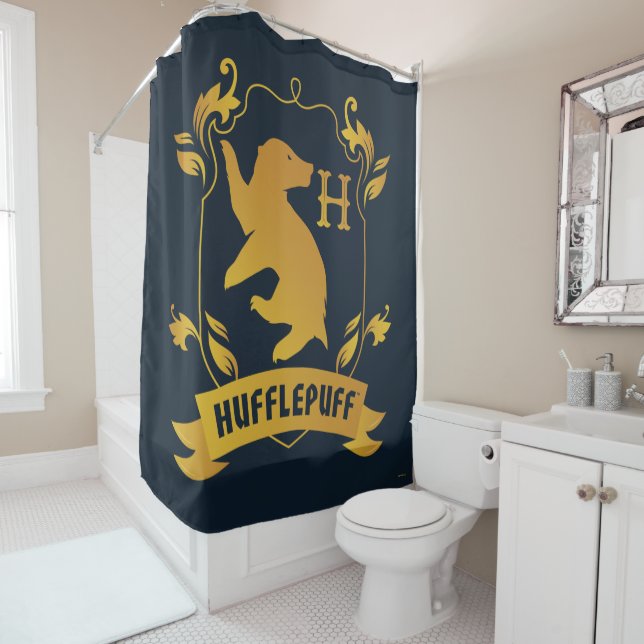 Cortina De Ducha Ornate HUFFLEPUFF™ House Escudo (In situ)