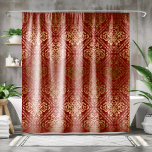 Cortina De Ducha Patrón geométrico de Damasco Floral Vintage rojo y<br><div class="desc">Elegantes damascos florales vintage de tonos dorados en un patrón geométrico sobre el fondo rojo burdeos cambiante.</div>