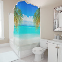 Playa elegante de cocoteros con marca personalizad