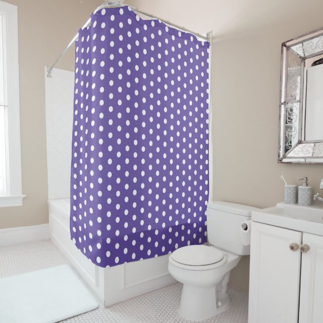 Cortina De Ducha Polka blanco violeta con un patrón retro (In situ)