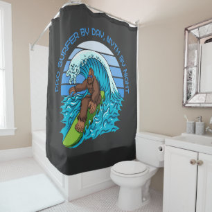 Cortina De Ducha Pro By Day, Mito De Noche Surfing Bigfoot Black